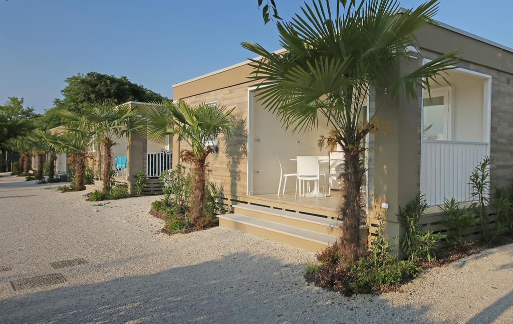 Onda Blu Resort Manerba del Garda Exterior photo
